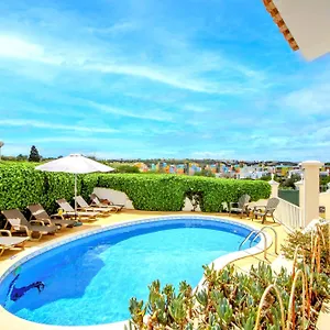 https://villa-ventura-marina.hotelaalgarve.com